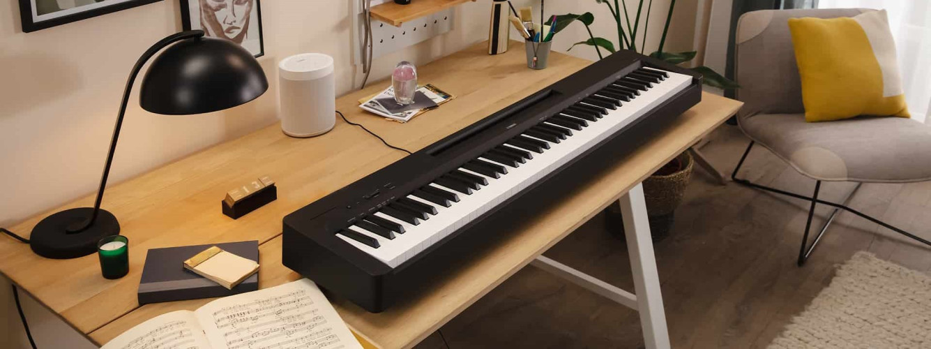 Yamaha P-145 Schwarz Digital Piano