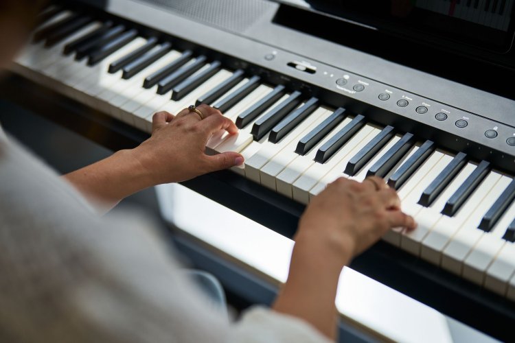Roland FP-40 Noir Digital Piano