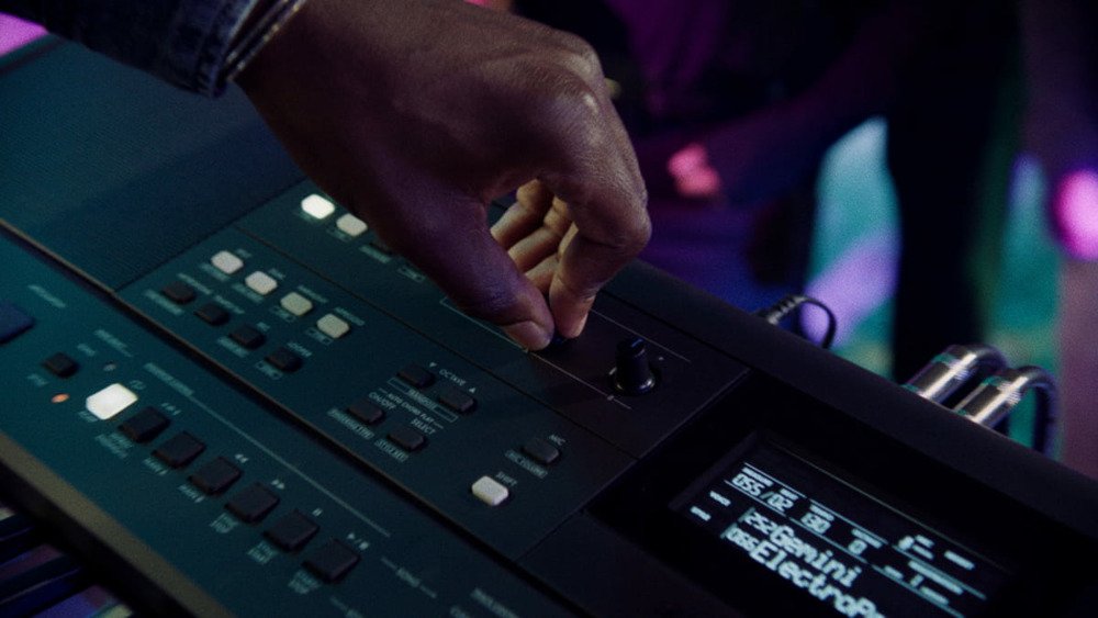 News - Yamaha PSR-E483 & E583