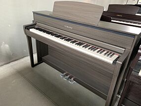 Yamaha CLP-775 Dark Walnut - (Demo)