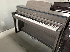 Yamaha CLP-775 Dark Walnut - (Demo)