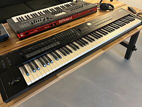 Roland RD-2000 Stage Piano - (Demo)
