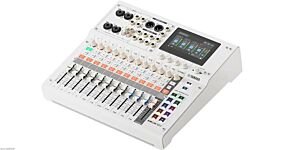 Yamaha MGX12 White Digital Mixer