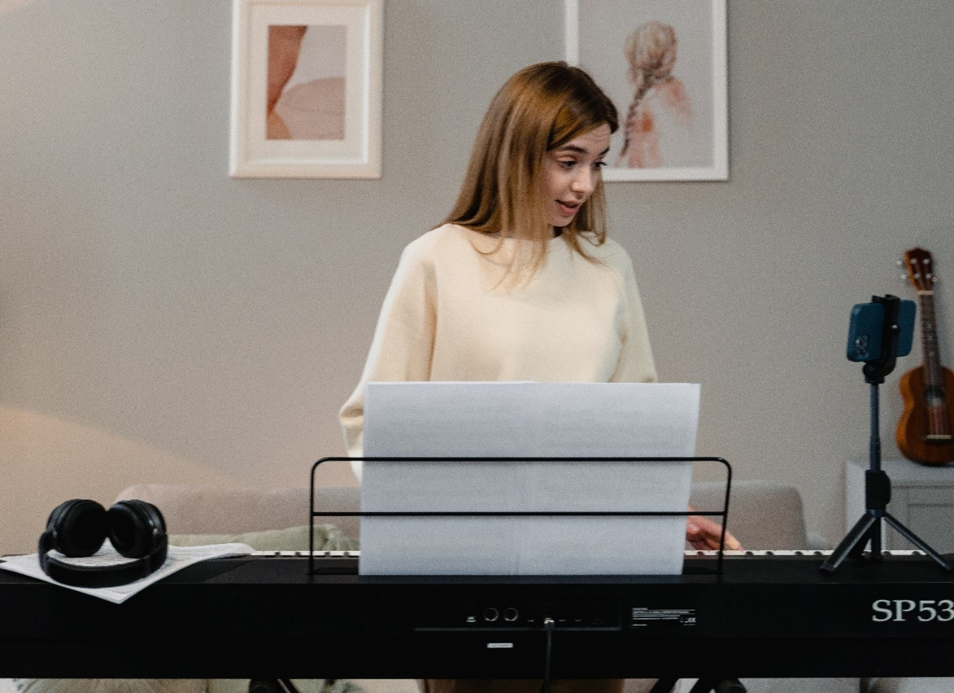 7 benefits of buying a digital piano